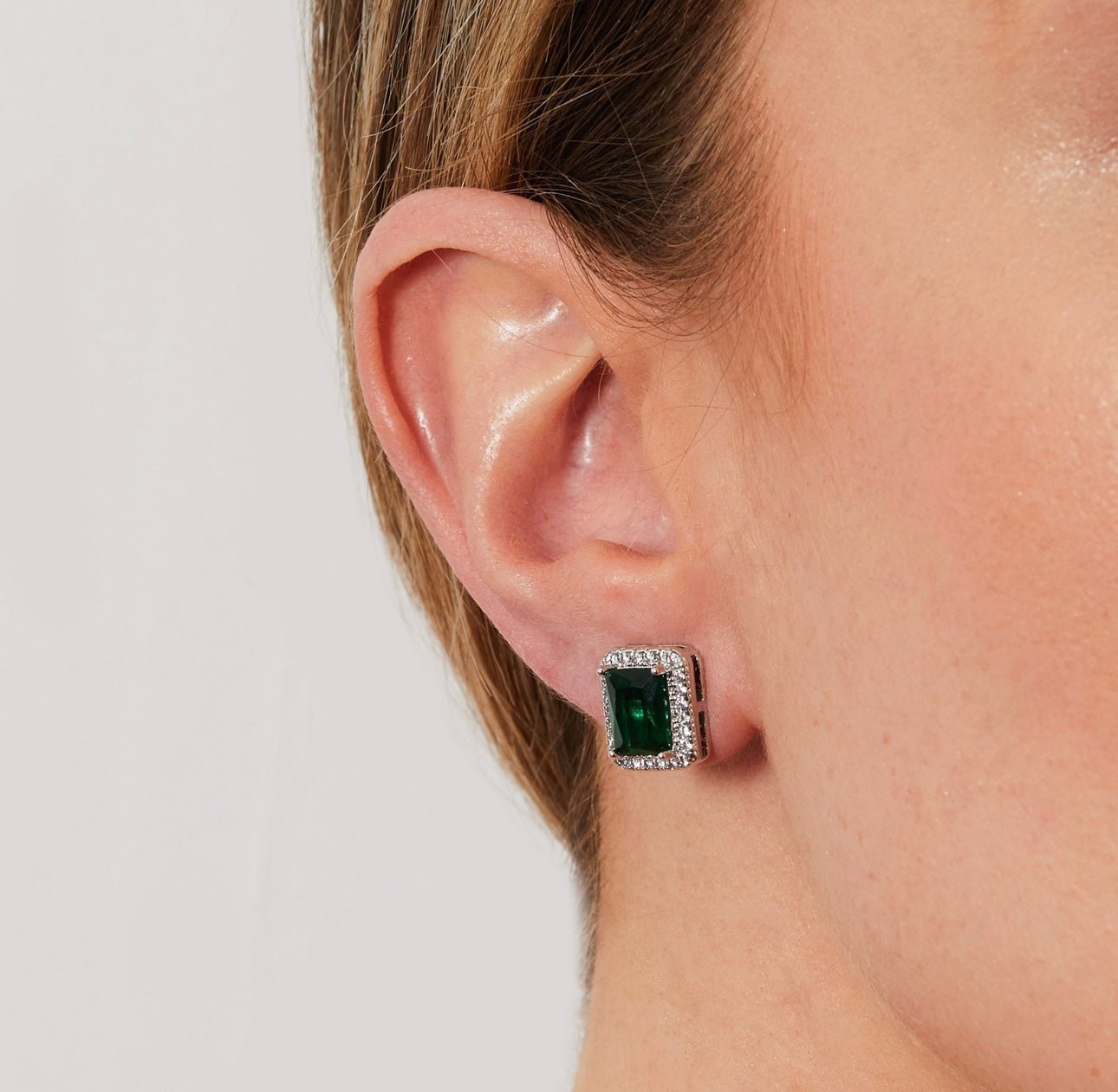 EMERALD EARRINGS