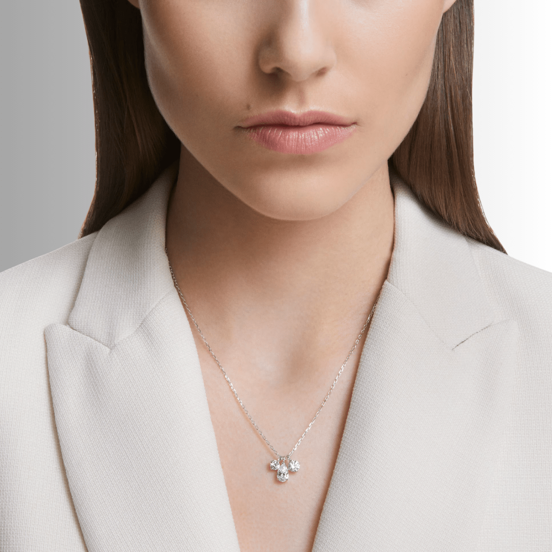 TRIPLE PENDANT NECKLACE